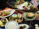 【菊萬の海鮮祭】国産鮑の踊り焼きと白いかの御造りがメインの期間限定会席