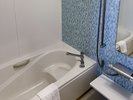 【バスルーム】那覇市内では数少ない【全室バス・トイレ別】☆!寛ぎのバスタイムをお楽しみいただけます。