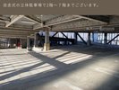 ホテル隣接の駐車場で、雨や大荷物も安心!