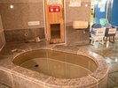 【大浴場】サウナ利用者に嬉しい、水風呂でじっくりクールダウン。
