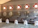 【大浴場】間隔にゆとりを持たせた洗い場