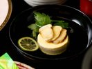 【夕食】やさしい出汁を味わうなめらかな椀物