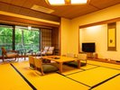 【スタンダード和室】明るく開放的な畳の間で、旅の疲れを癒やせます。