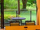 【寛ぎの和洋室】庭園の緑を眺めながら、穏やかなひとときを楽しめる和洋空間