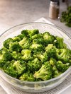 サラダの定番野菜の中でもタンパク質が多めなブロッコリー