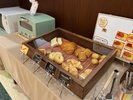様々な種類のパンをご用意しております。
