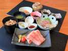 夕食付プラン:ステーキ膳 【写真提供:ことのは】
