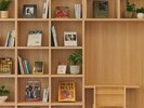 【ラウンジ】アート、建築、自然などに関する本を約200冊ご用意しております