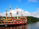 【芦ノ湖】海賊船や遊覧船で優雅な船旅を満喫できます(一例)