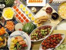 朝食ブッフェ フルーツ・デザートイメージ