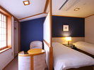【和洋室】和室とベッドのお部屋です。
