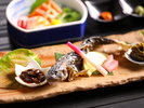 【夏季イメージ】川魚の塩焼き
