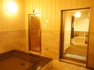男性浴殿内サウナ 16:00〜24:00