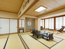 *【客室/和庵101号室】2間の大部屋なので小さなお子様連れや三世代旅行、グループに最適です。