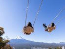 富士山パノラマロープウェイ/当施設からお車で約10分。河口湖と富士山を一望できる絶景スポット。