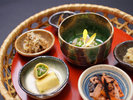 どこか懐かしい、安心できるような朝食が朝を彩ります。(写真は一例です)