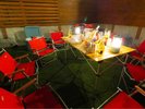 E棟:プール&BBQエリア ※BBQグリルは一例です
