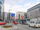 博多駅前の交差点と街並み