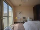 ゆっくりとお休みいただけるコンパクトで使いやすい洋室シングルタイプのお部屋です。