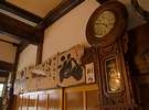 築200年の歴史を誇る隣接の母屋。