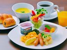【群馬県桐生市の自家製 桐生酵母で作ったパンをお取り寄せしております。】洋食プレートをご用意