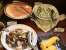 朝食:魚や副菜も充実