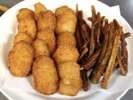 朝食メニュー例:カニクリームコロッケとごぼうフライ