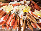 【庄内もっけバイキング】ズワイガニも食べ放題!海に近い宿ならではの贅沢な食の時間をお過ごしください。