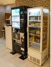 【地下1階フロント前】ドリンクも販売しております