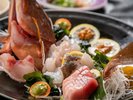 獲れ獲れ地魚プラン 店主が仙崎漁港で直接仕入れた地魚に舌鼓