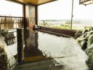 ■男性内湯(温度:40℃〜41℃)