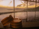 美肌成分が多い源泉かけ流しの湯と美しい景色を堪能