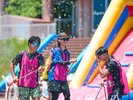 【夏季限定営業レジャープール】スタッフと水をかけ合う大人気「スプラッシュパーティー」開催!