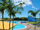 【夏季限定営業レジャープール】浅いプールもあるのでお子様も一緒に楽しめます!