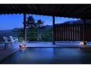 夜の露天風呂