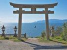 伊和都比売神社(海に面する鳥居)