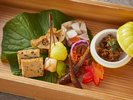 【土地の恵み会席】秋(2026年9月〜11月)前菜 琵琶湖産魚甘露煮と季節の前菜盛合せ