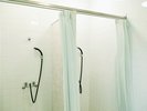 【シャワー室】夏期限定でご利用いただけます。