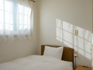 ☆心地よい眠りのベッドと快適な空間でごゆっくりとお寛ぎください。