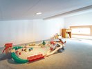 ロフトスペースが子供部屋に!おもちゃや本をご用意しております。