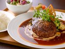 【熊野倶楽部】《ランチ》熊野倶楽部 特製 国産牛合い挽き肉のハンバーグプレート