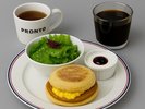 【朝食】ソーセージエッグマフィンセット(写真はイメージです)一部商品を除きドリンクおかわり可能