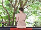 足湯をしながら、ゆっくり読書。