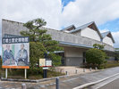 ・【周辺】福井藩主であった松平家に関する資料を中心に、城下町の暮らしぶりなどが展示されています