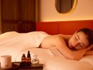 ELLE SPA ELLE�̐��E�ςɕ�܂�Ė����̎��Ԃ�