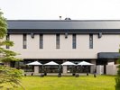 【レストラン外観】厳選した旬の食材をご用意して皆様のご来店をお待ちしております。