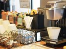 カプセル式コーヒーマシンで淹れたてのコーヒーをおたのしみいただけます