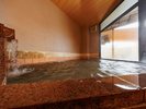 【かけ流し温泉】二種の源泉からなる至福の温泉