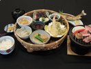 花籠膳:ゆの森弁当+川魚の塩焼き+四国カルストで育った口溶けのよい脂肪が特徴の土佐黒牛陶板焼き付き