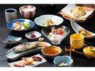 ボリューム控えめ和食膳:通常(和食膳)の夕食よりも品数を抑えたボリューム控えめのミニ和食膳。